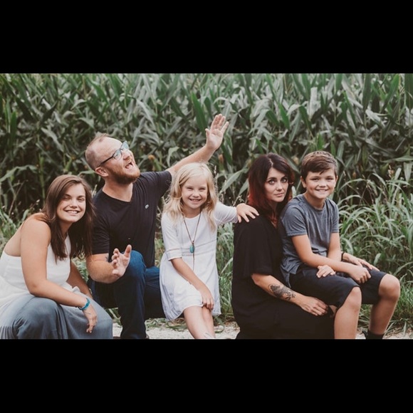 Meet your Posher, Dusta - Picture 5 of 14